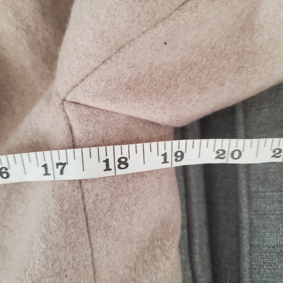 J. Crew Wool Blend Tan City Coat Size 2 Academia Style - Picture 9 of 15